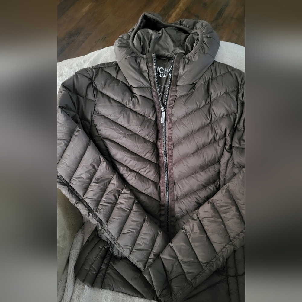Michael Kors Brown/Dark Taupe Quilted Packable Puffer Jacket Size Small EUC